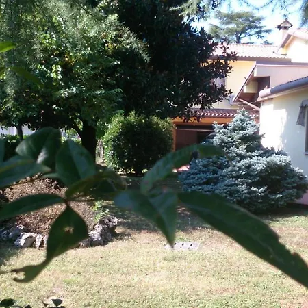 49 Le Contesse Ide 게스트하우스 *