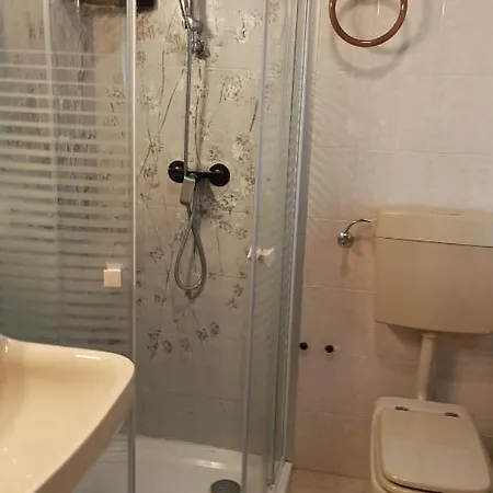 Πανσιόν 49 Le Contesse Ide