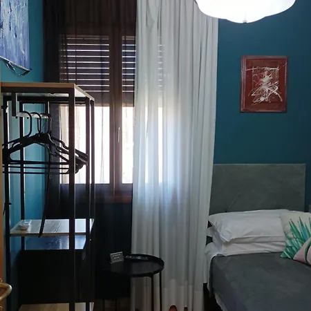 49 Le Contesse Ide Πανσιόν *