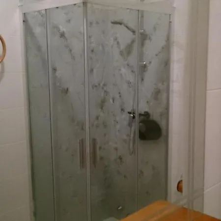 Vendégház 49 Le Contesse Ide