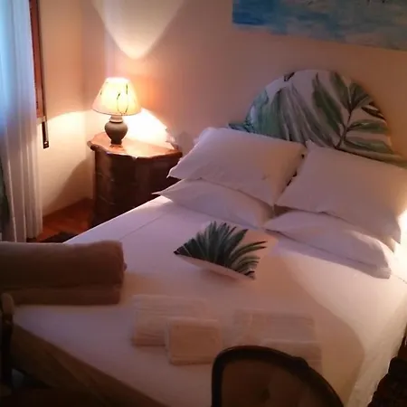 Guest house 49 Le Contesse Ide Meolo