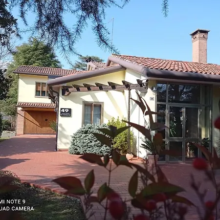 Guest house 49 Le Contesse Ide